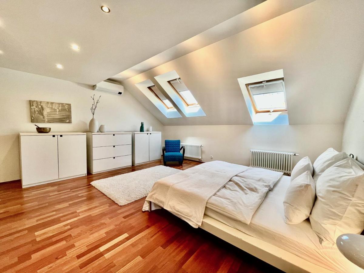 Luxury Penthouse Apartment Praag Buitenkant foto