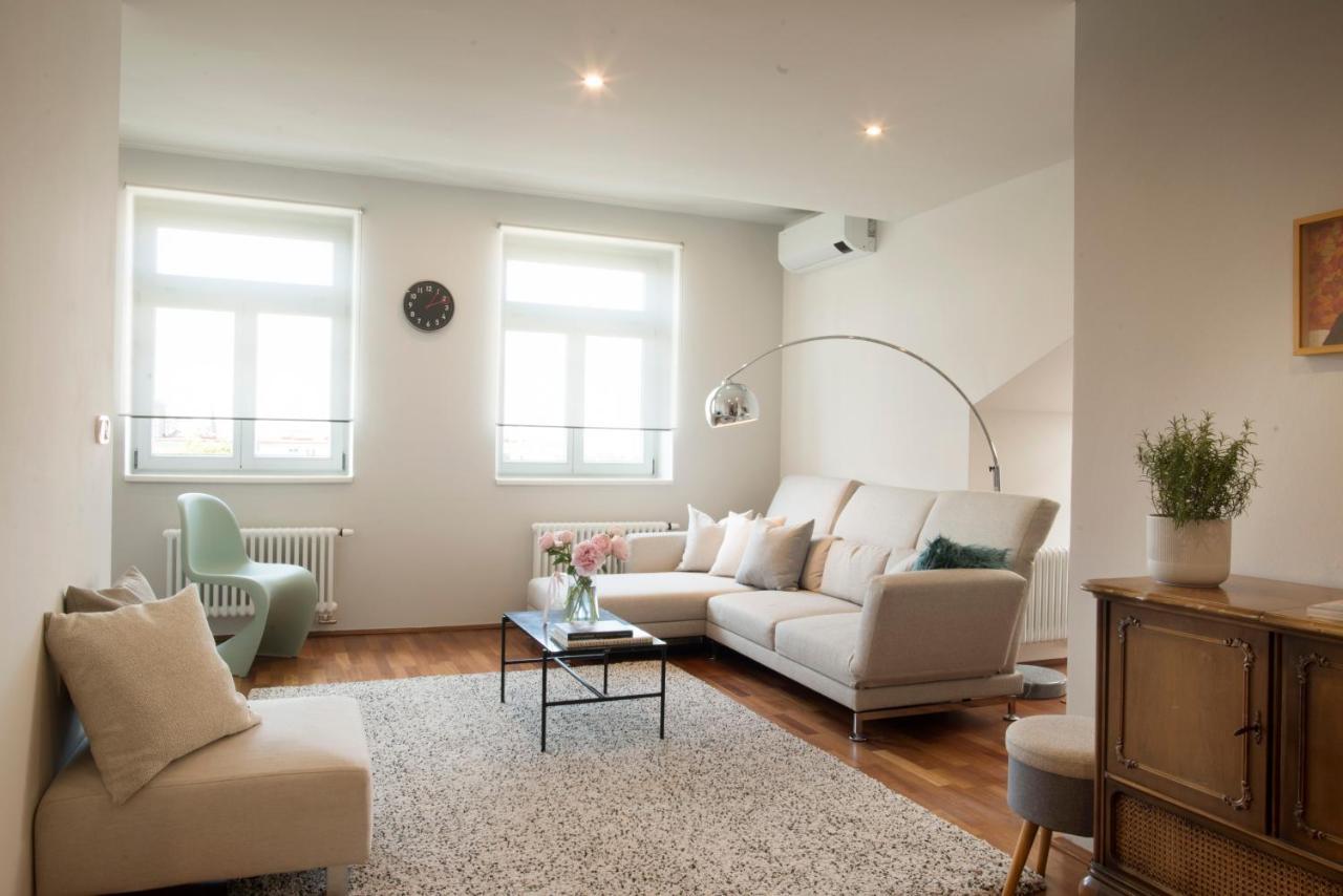 Luxury Penthouse Apartment Praag Buitenkant foto